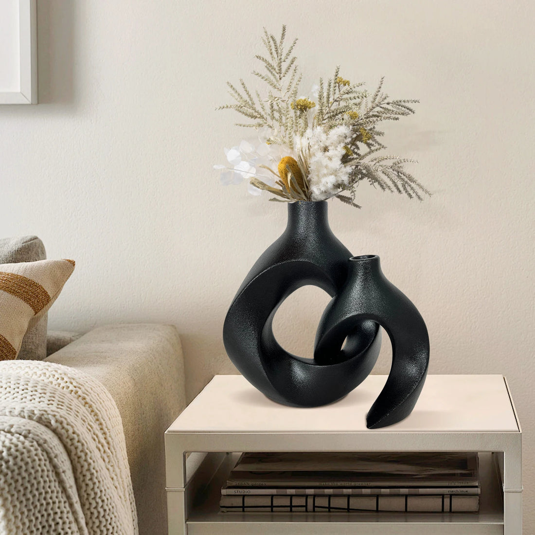 Sleek & Modern Black Ceramic Vase Set – Elevate Your Space! 🖤✨